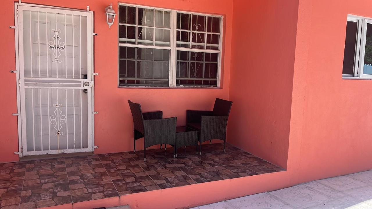 Appartamento Tropical Hideaway Nassau Esterno foto