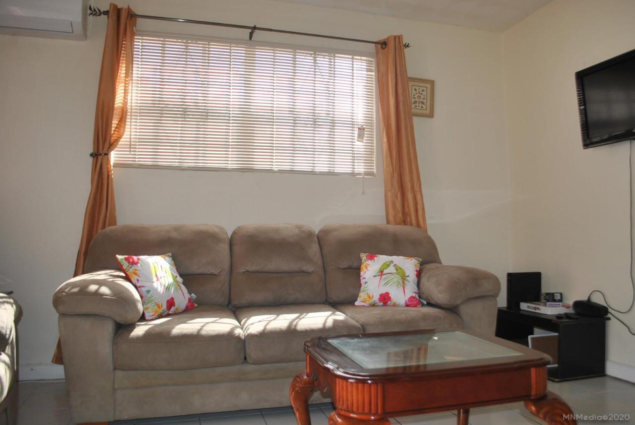 Appartamento Tropical Hideaway Nassau Esterno foto