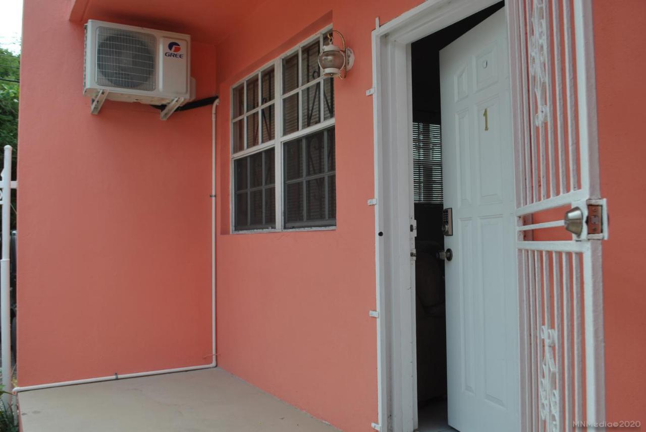 Appartamento Tropical Hideaway Nassau Esterno foto
