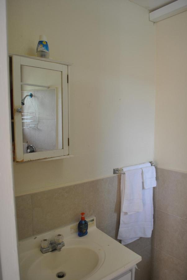 Appartamento Tropical Hideaway Nassau Esterno foto